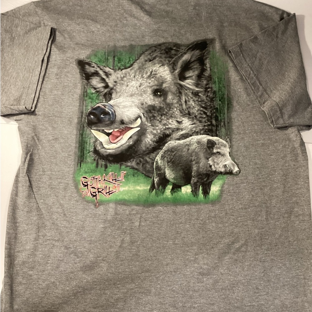 NWOT Gotta Grill It To Kill It Grey Short-Sleeve Graphic Tee